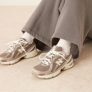 New Balance 740 Sneakers